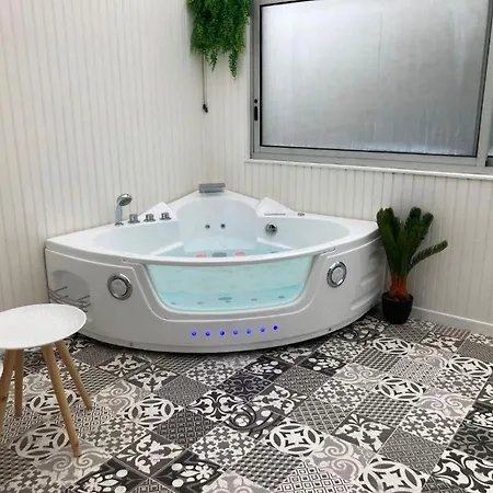 아파트 Lanester Suite Home *