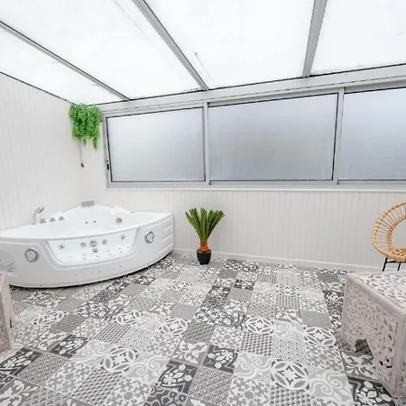 Lanester Suite Home 라네스테