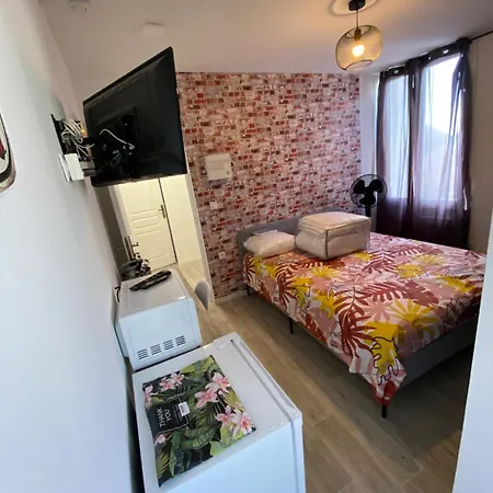 아파트 Lanester Suite Home